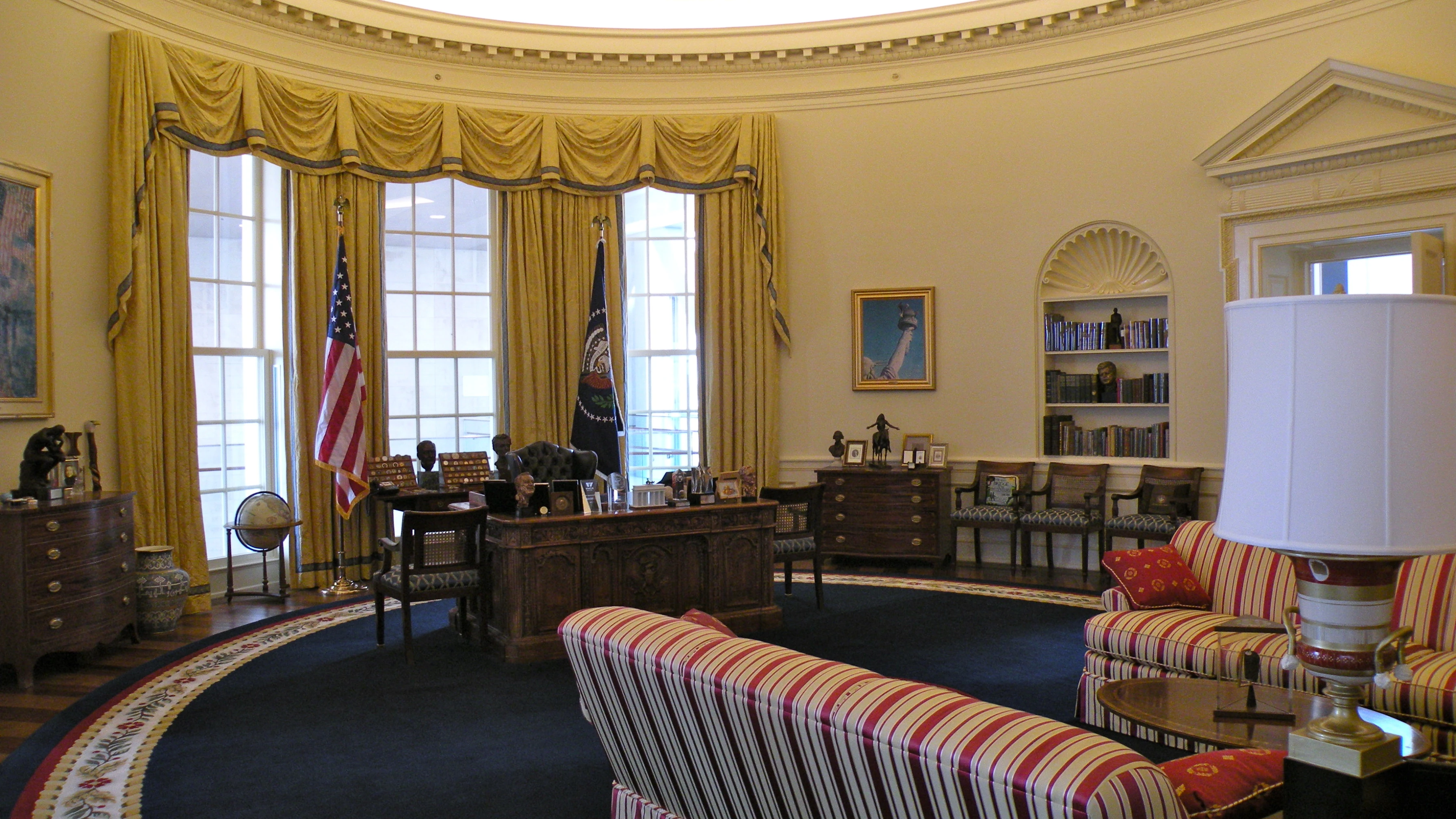Which President Slept Here? travel photography — Off The Beaten Path Travelogues