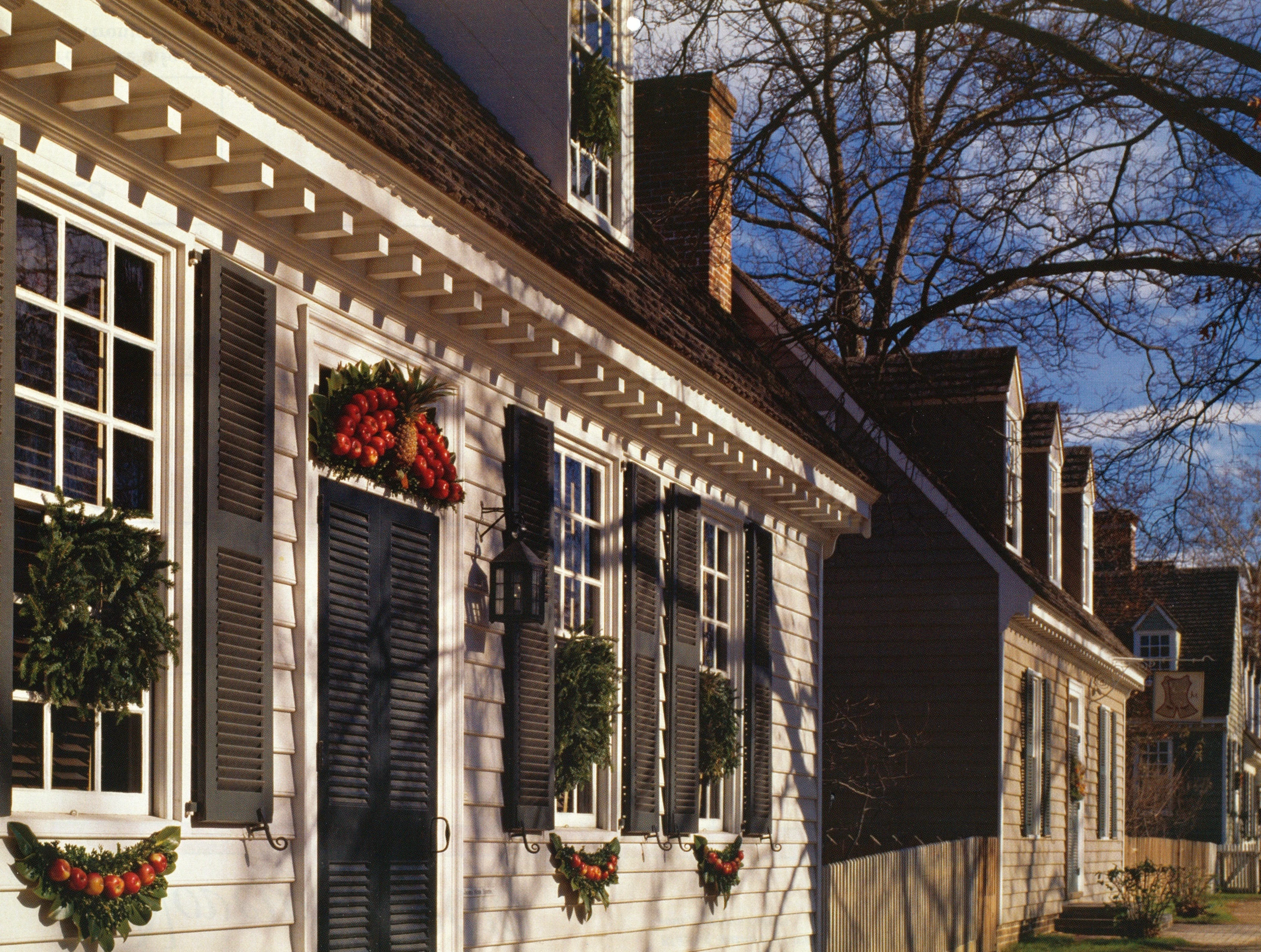 A Williamsburg Holiday travel photography — Off The Beaten Path Travelogues